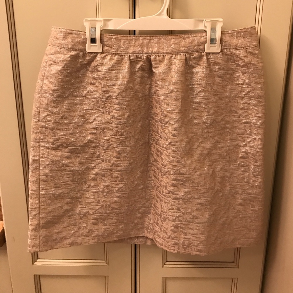 Loft skirt