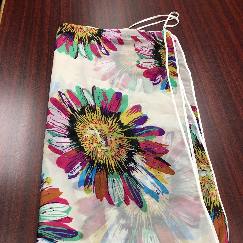 Floral Beach Soft Chiffon Cover Up. Last One White - Picture 3 of 5
