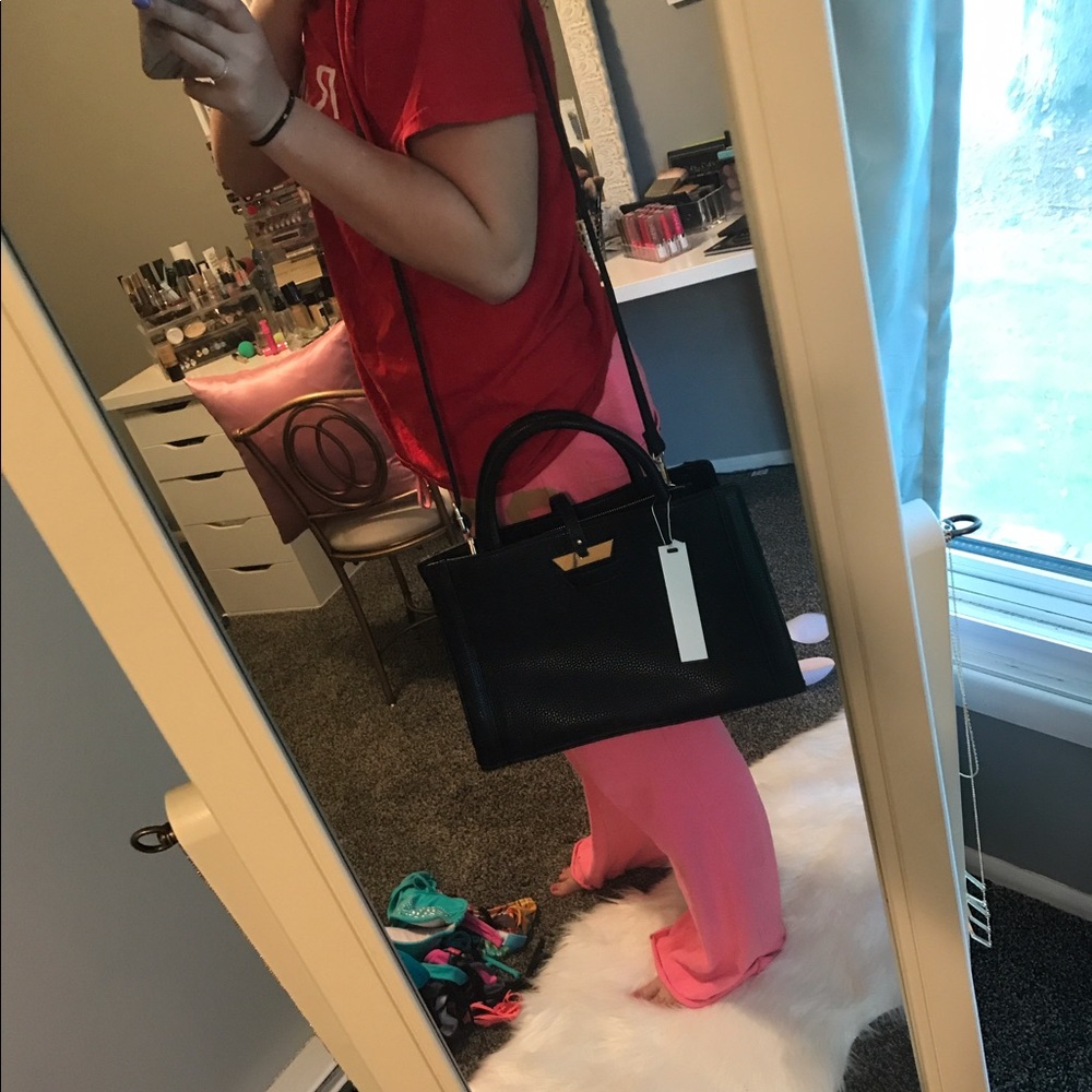 classic satchel - Picture 8 of 8