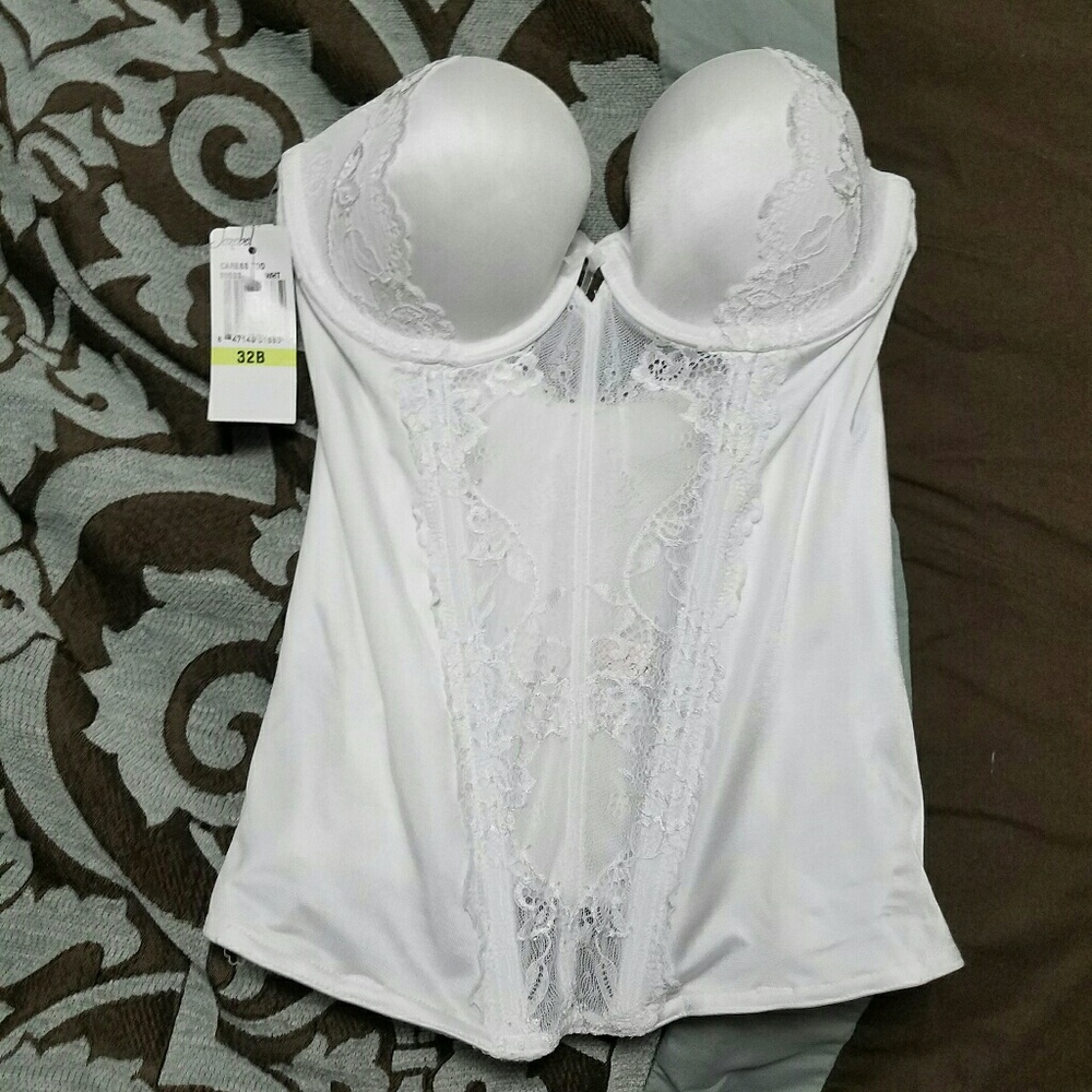 Strapless low back bustier