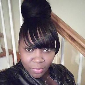 Meet your Posher, Tia
