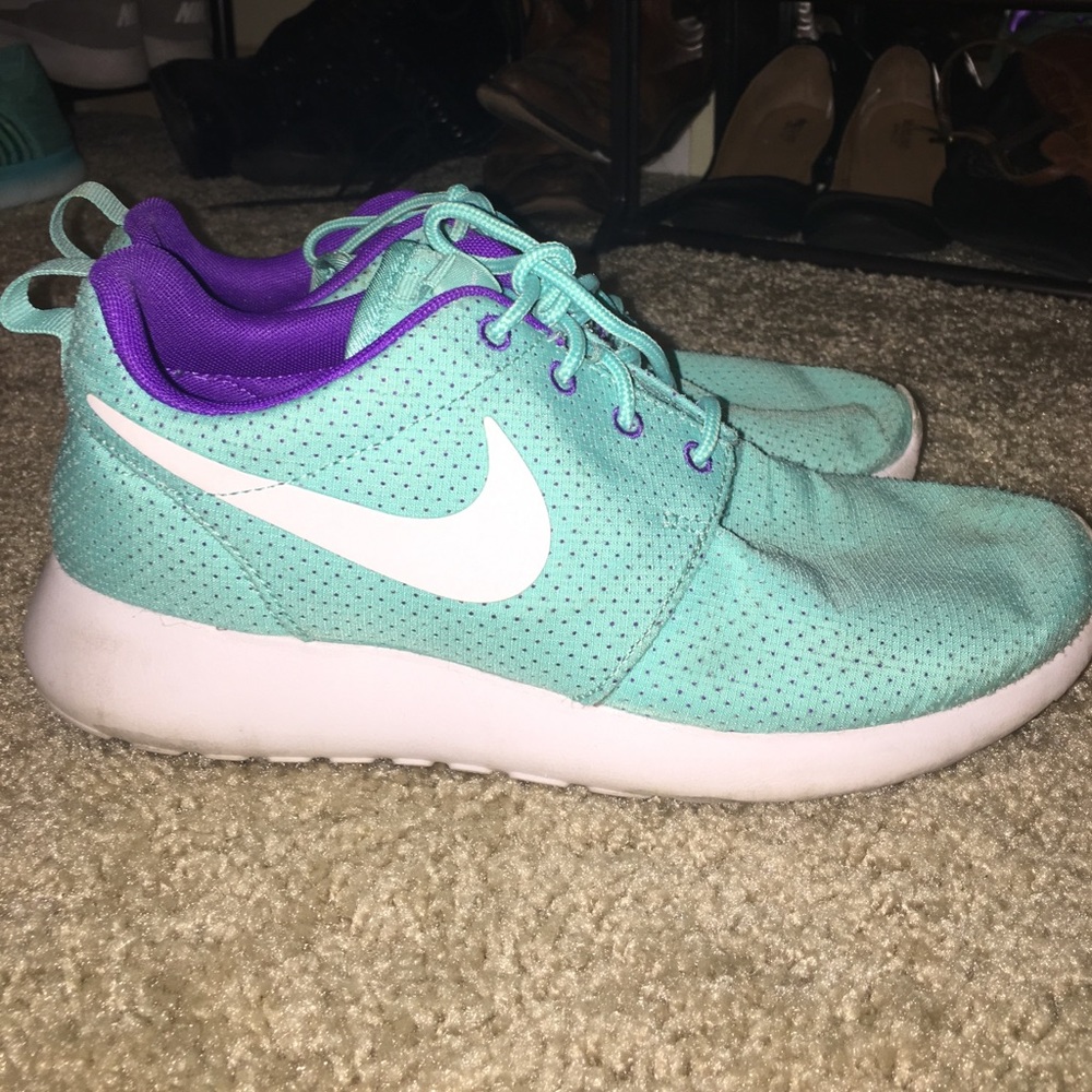 Roshe nikes