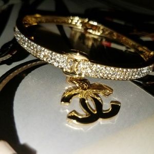 C's w/ C'z gold color fashion bracelet