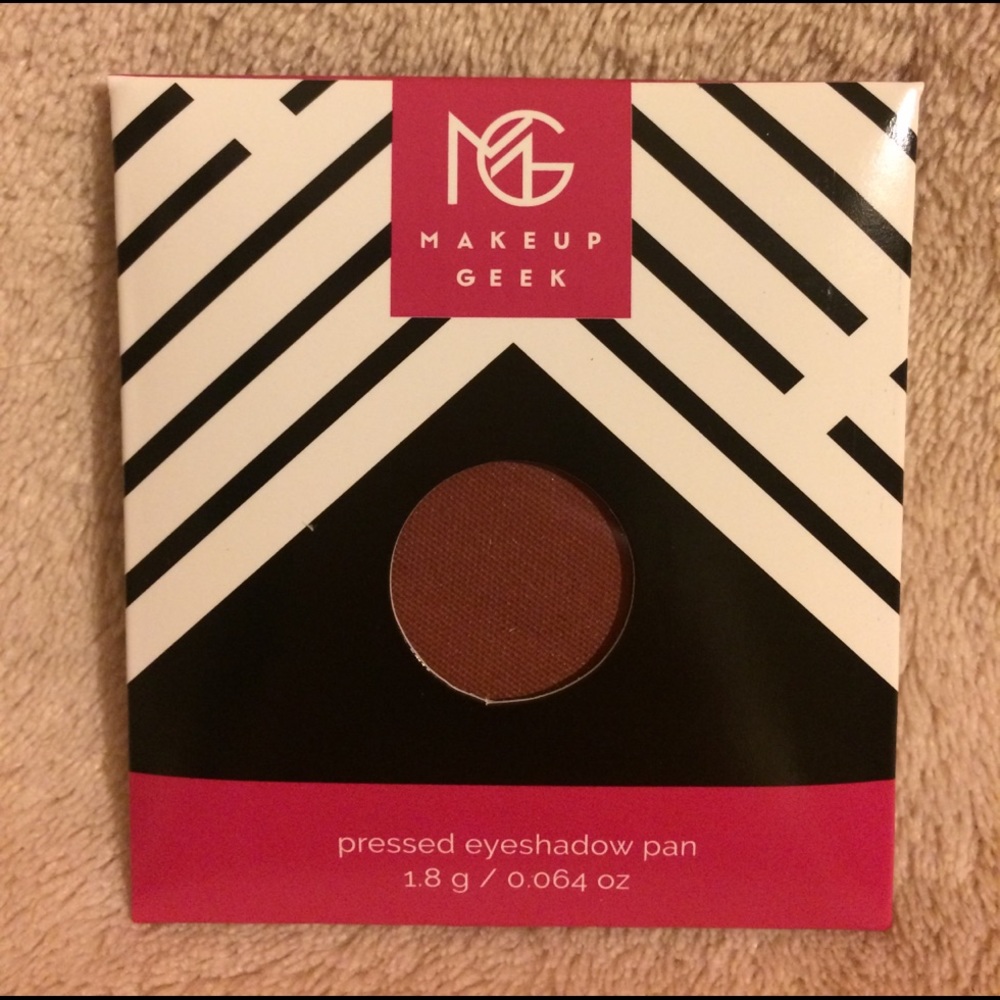 Makeup Geek Pressed Eyeshadow Pan in "Bitten"