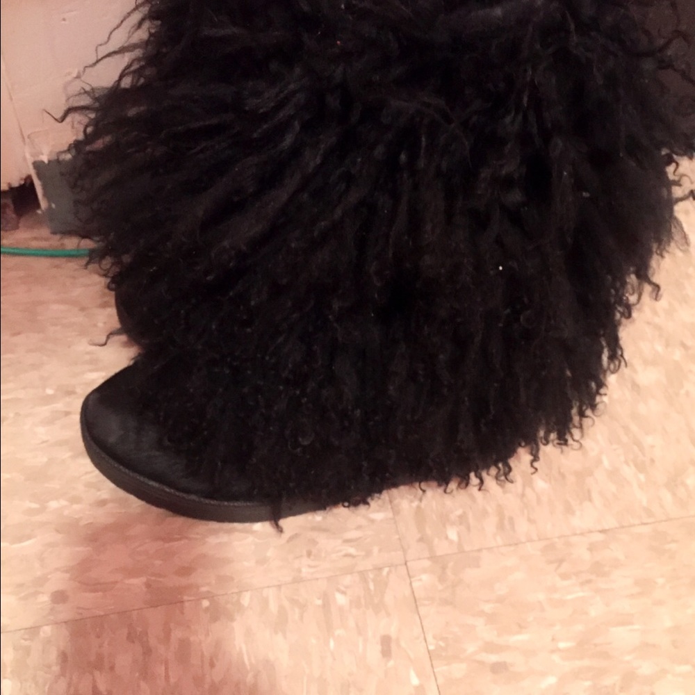 Used bear paw boetic boots