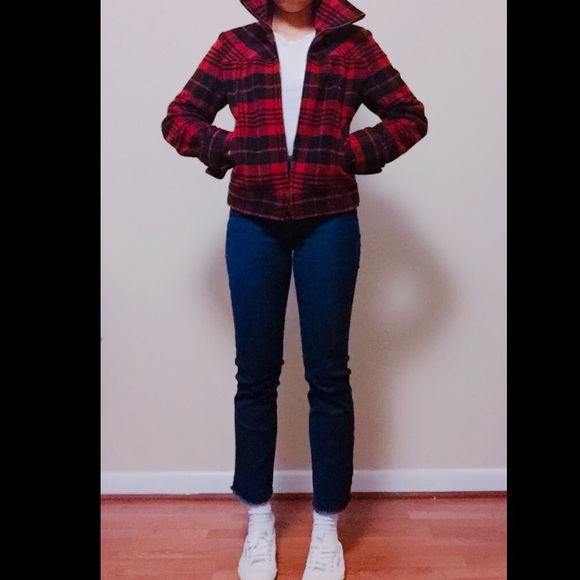 ❗SOLD❗LIKE NEW WOOL BLEND PLAID ZIP UP COAT - Picture 4 of 6