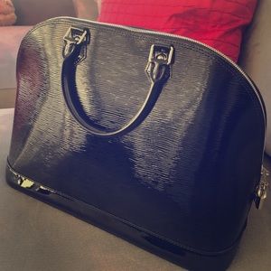 Louis Vuitton electric Alma Epi  GM Noir Black