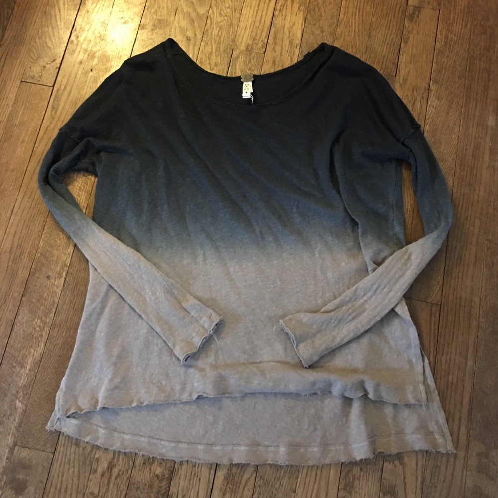 Free people Super cute ombré high low top.