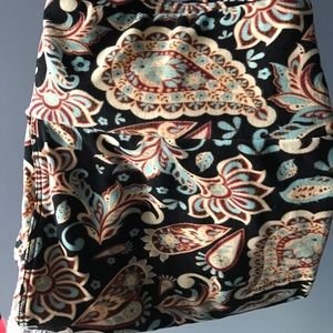 OS Lularoe leggings for haycocks