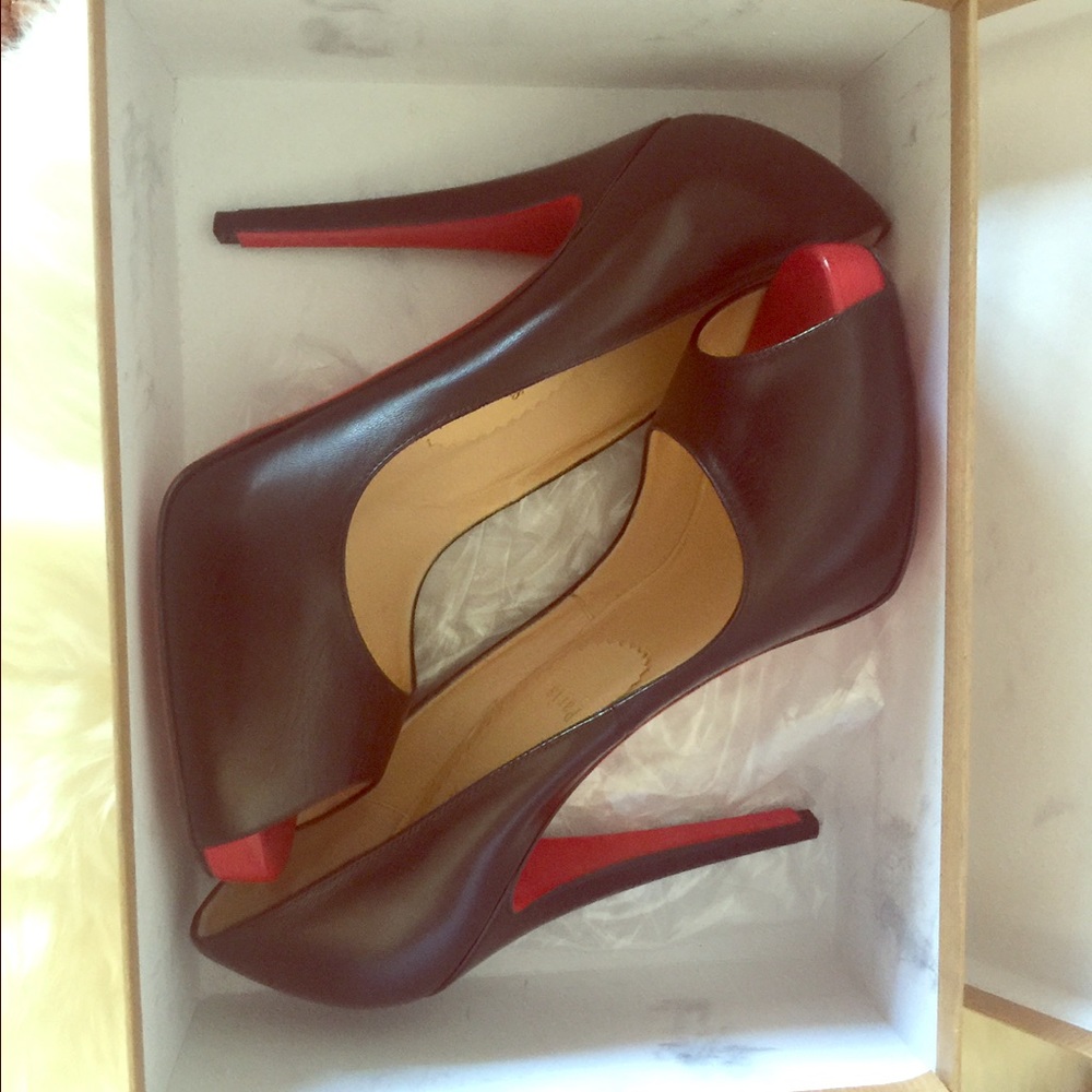 Christian Louboutin Peep-toe Pumps