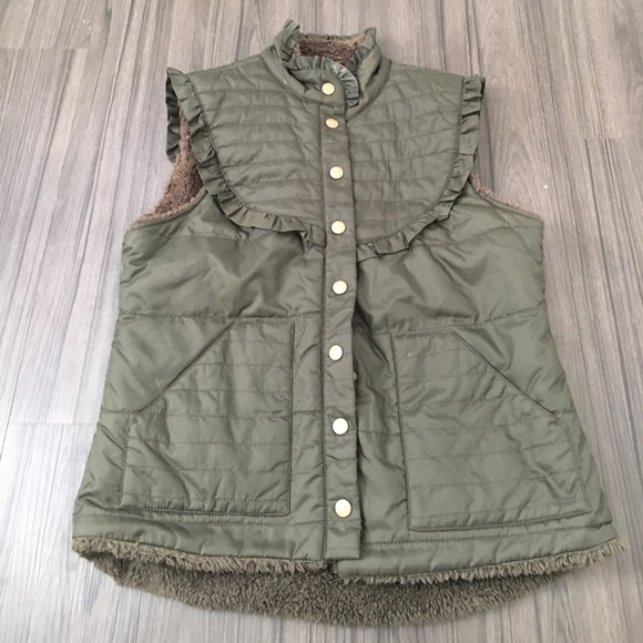 Free People Jackets & Blazers - Weekend SALE!! Free People Puffer Vest