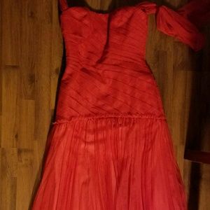 Vera Wang Formal gown