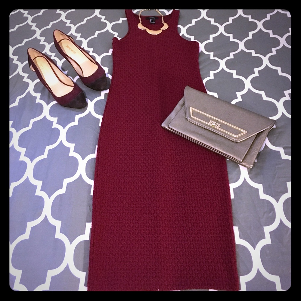 ⚡️FLASH SALE⚡️Sexy and Fitted Midi Dress