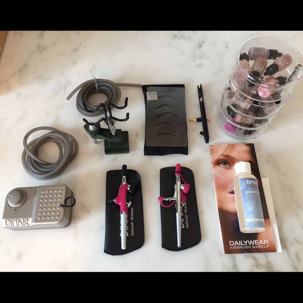 Dinair Airbrush Pro + Airbrush Tan Kit