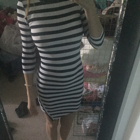 Black and white stripe A'Gaci dress - Picture 2 of 2