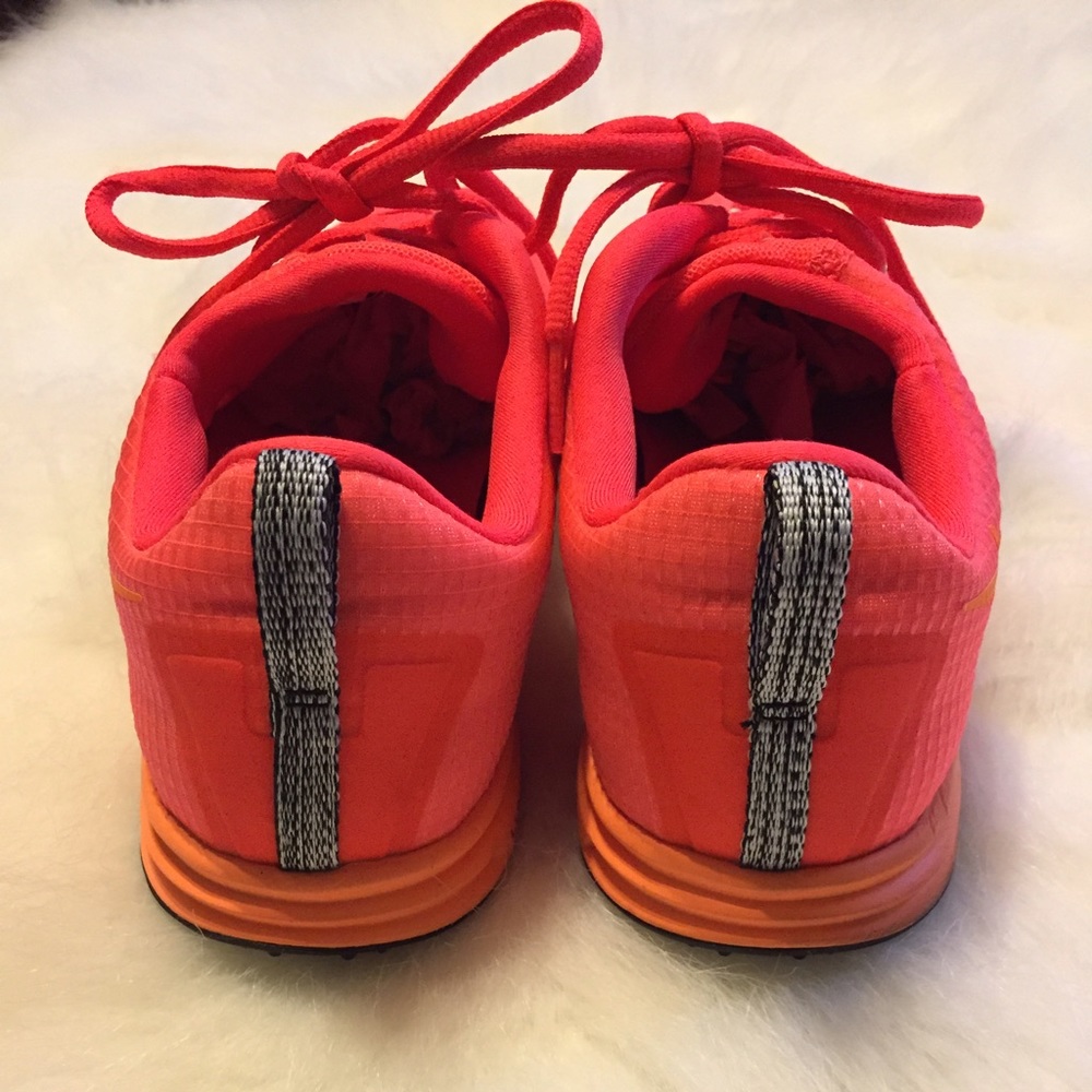 Nike Women's Lunar Cross Element Running Shoe - Picture 4 of 8