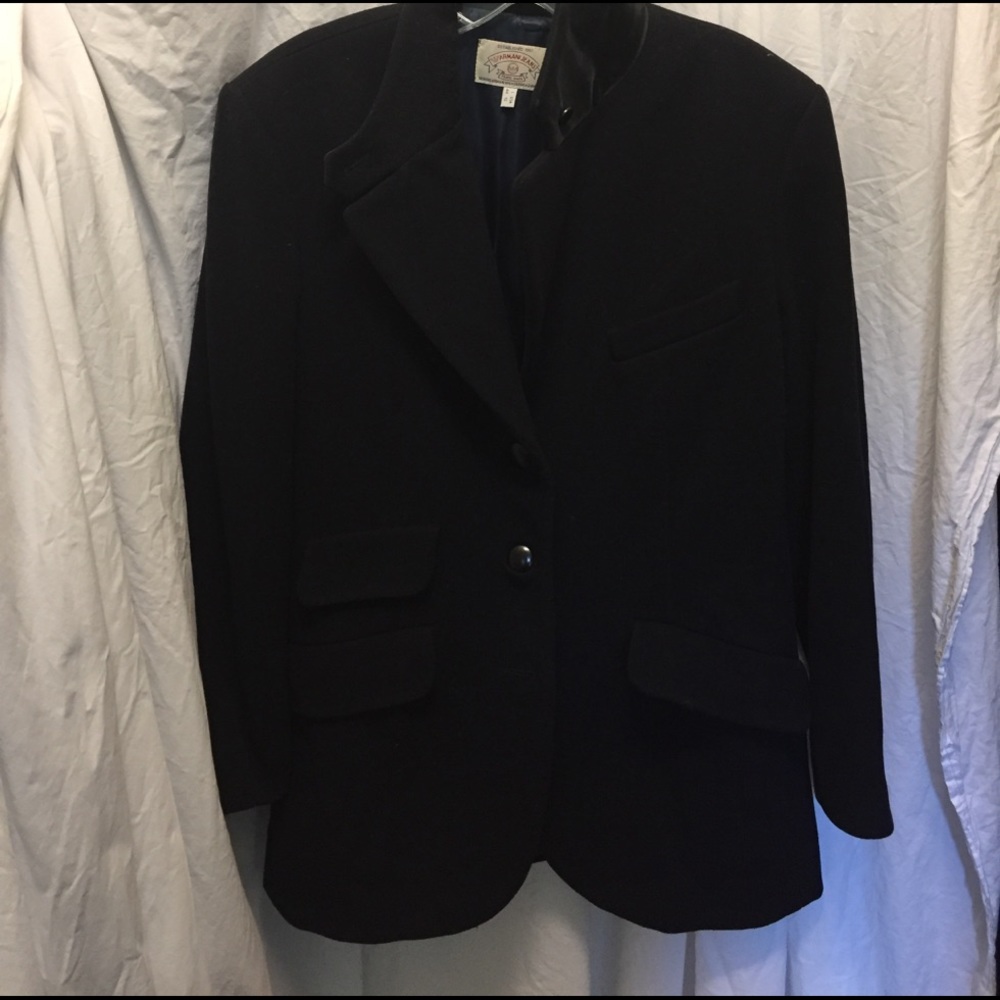 Armani Navy Blazer Size 44 3 button