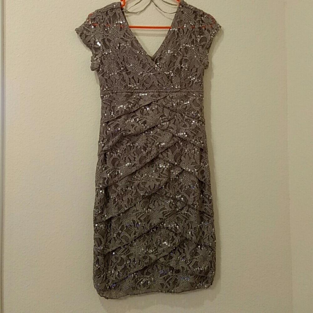 Scarlett beige dress