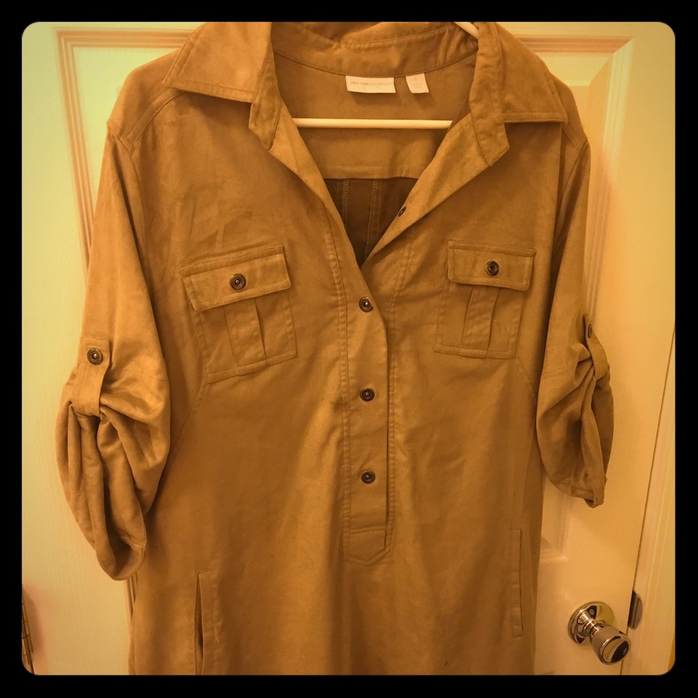 New York and Co. long sleeve suede dress