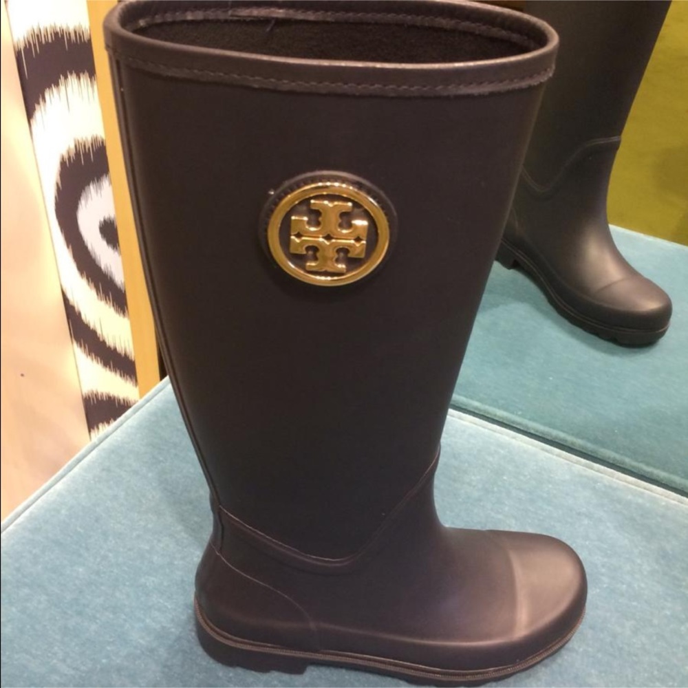 nwt tory burch sarah rain boot