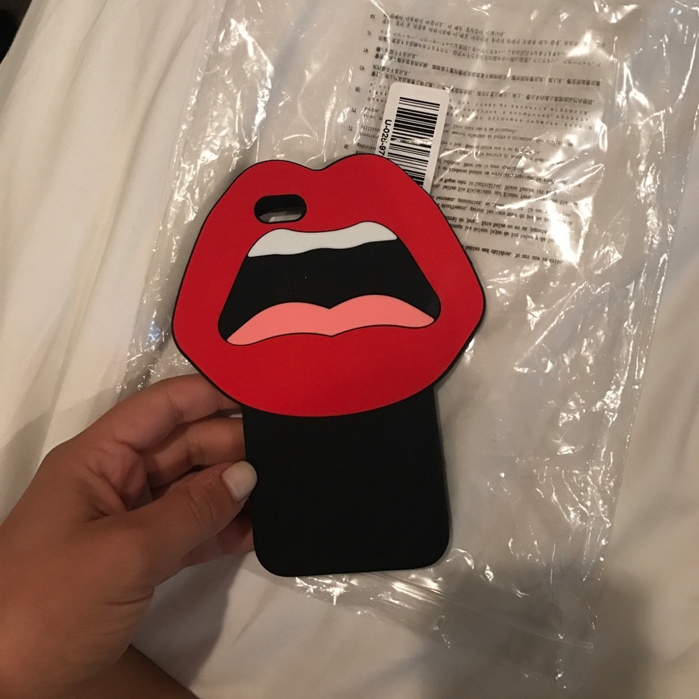 Lips iphone 6/6s case never used