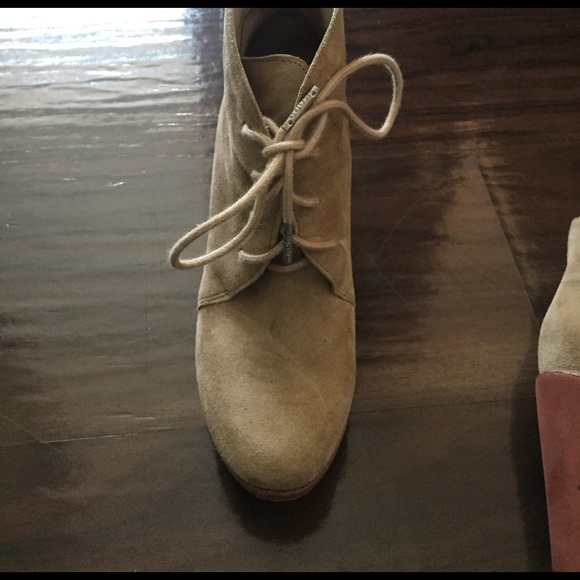 Michael Kors Bootie - Picture 3 of 5