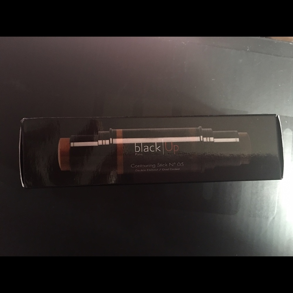 BlackUp Contour stick N 05