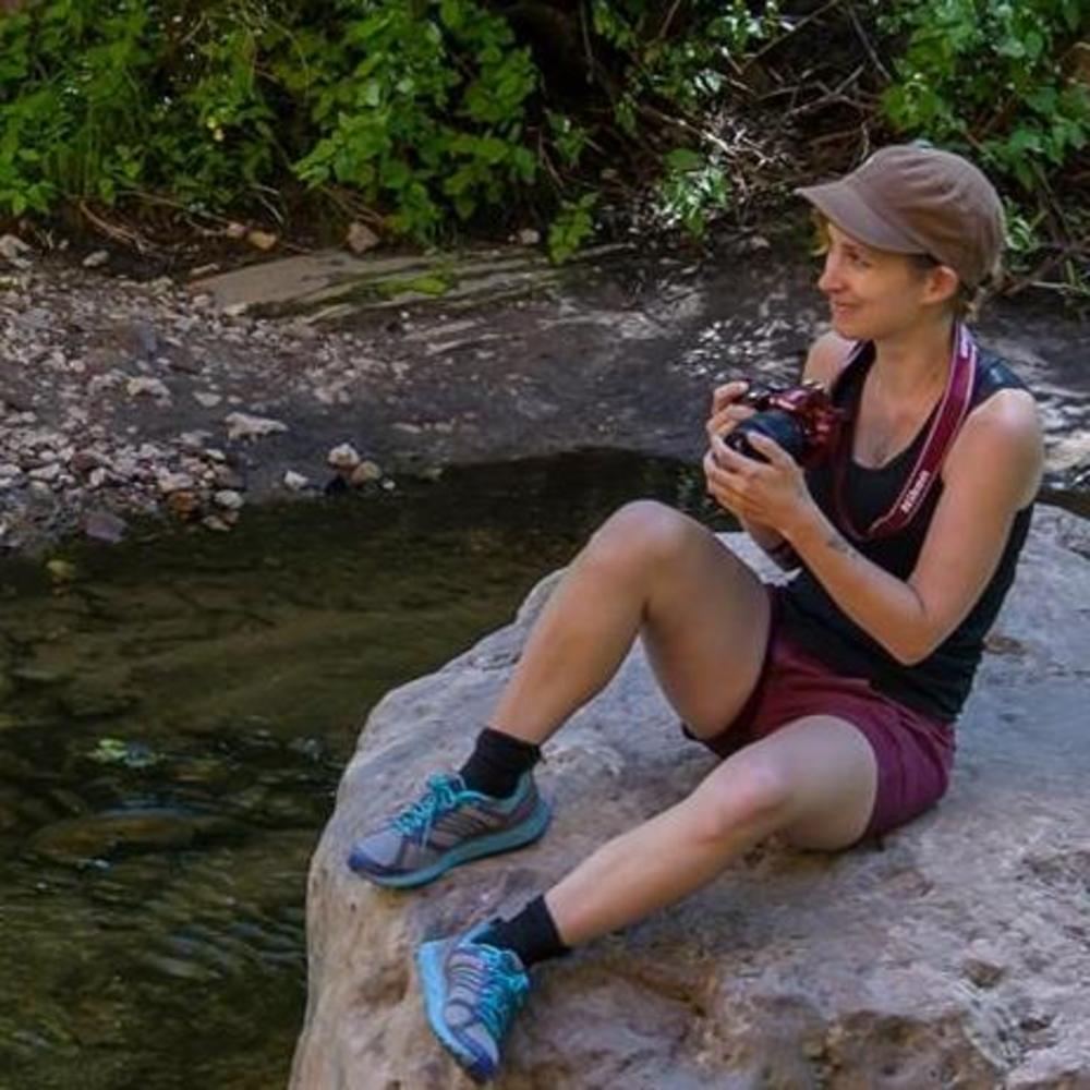 Meet your Posher, Emily