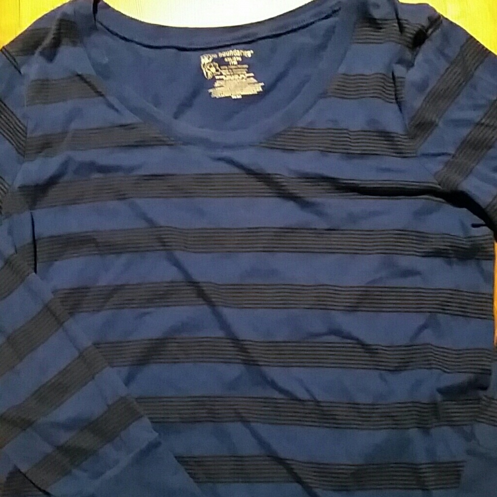 Long sleeved shirt - Picture 2 of 3