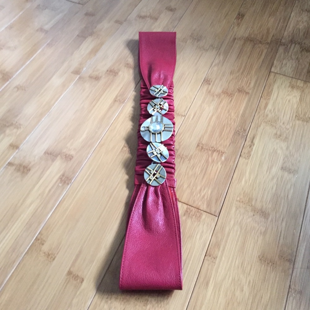 RED LEATHER BELT GOLD/SILVER/RHINESTONES STRETCH