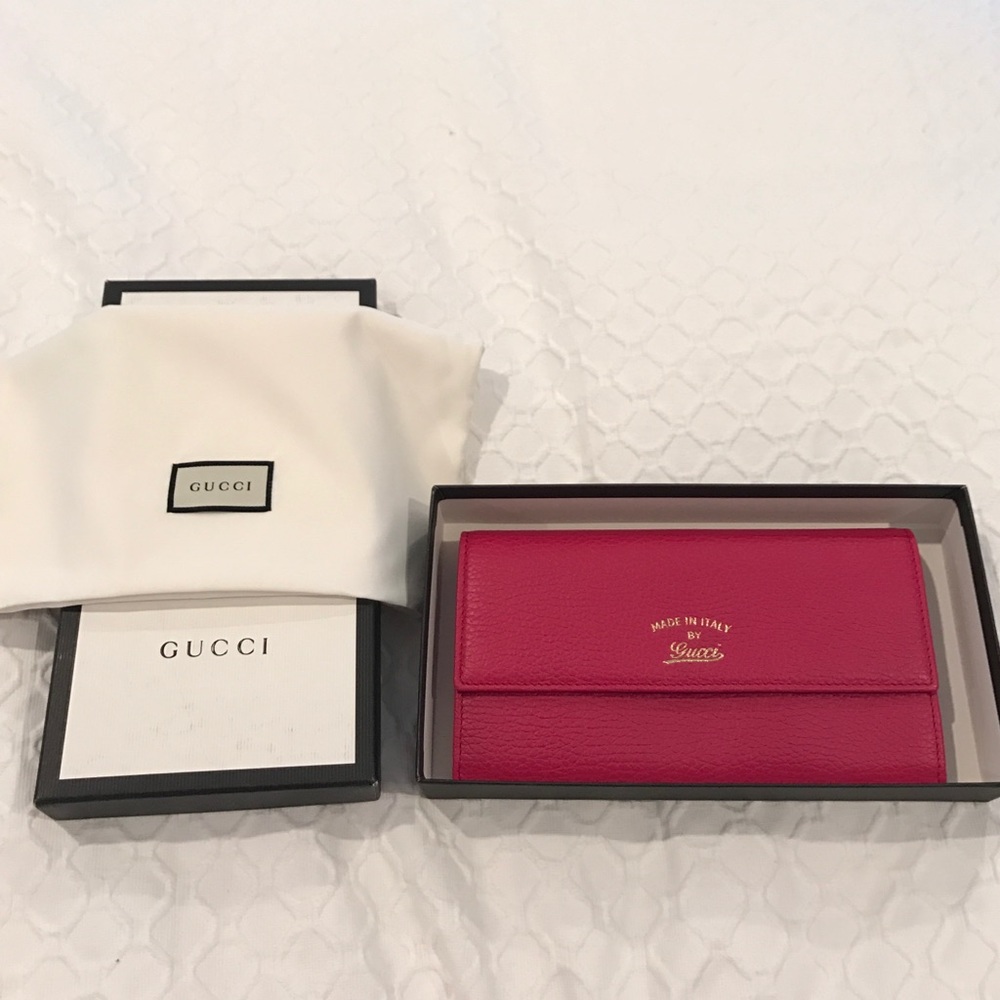 Gucci wallet - new with tags