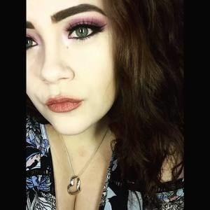 Meet your Posher, Ivy