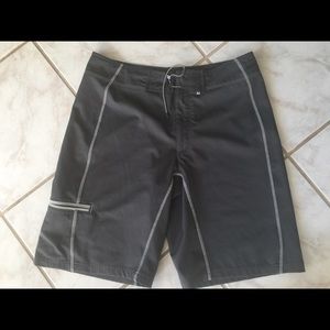 Men's grey Columbia Omni Shield shorts