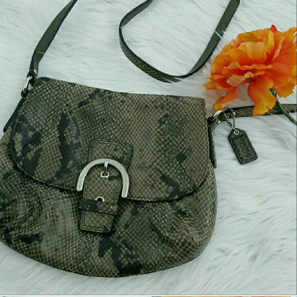 🎉[HOST PICK!]🎉 Authentic Coach Crossbody