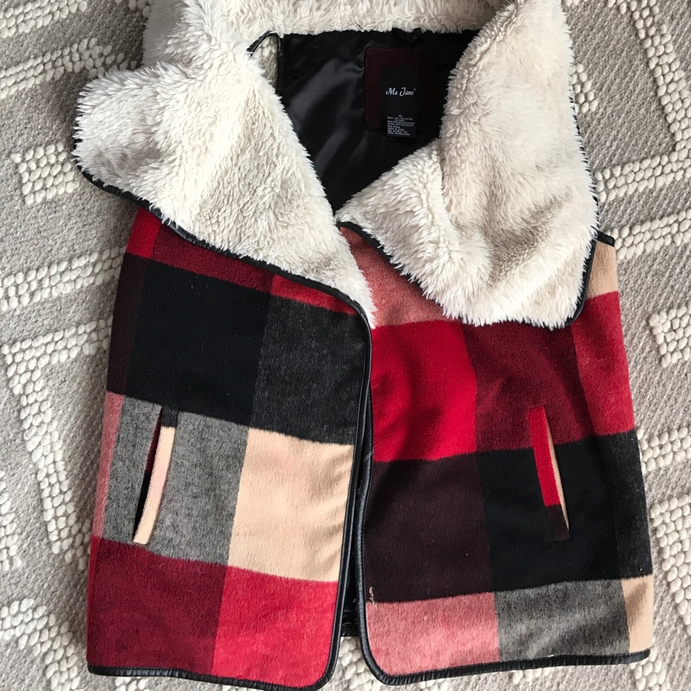 🎈🎈🎈 SALEEE🎈🎈Faux fur women west