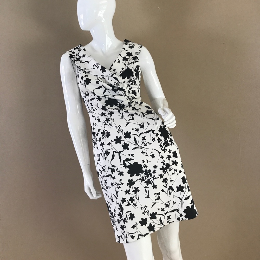 ❗️SOLD‼️ 🖤Kay Unger💋sleeveless cocktail dress - Picture 2 of 4