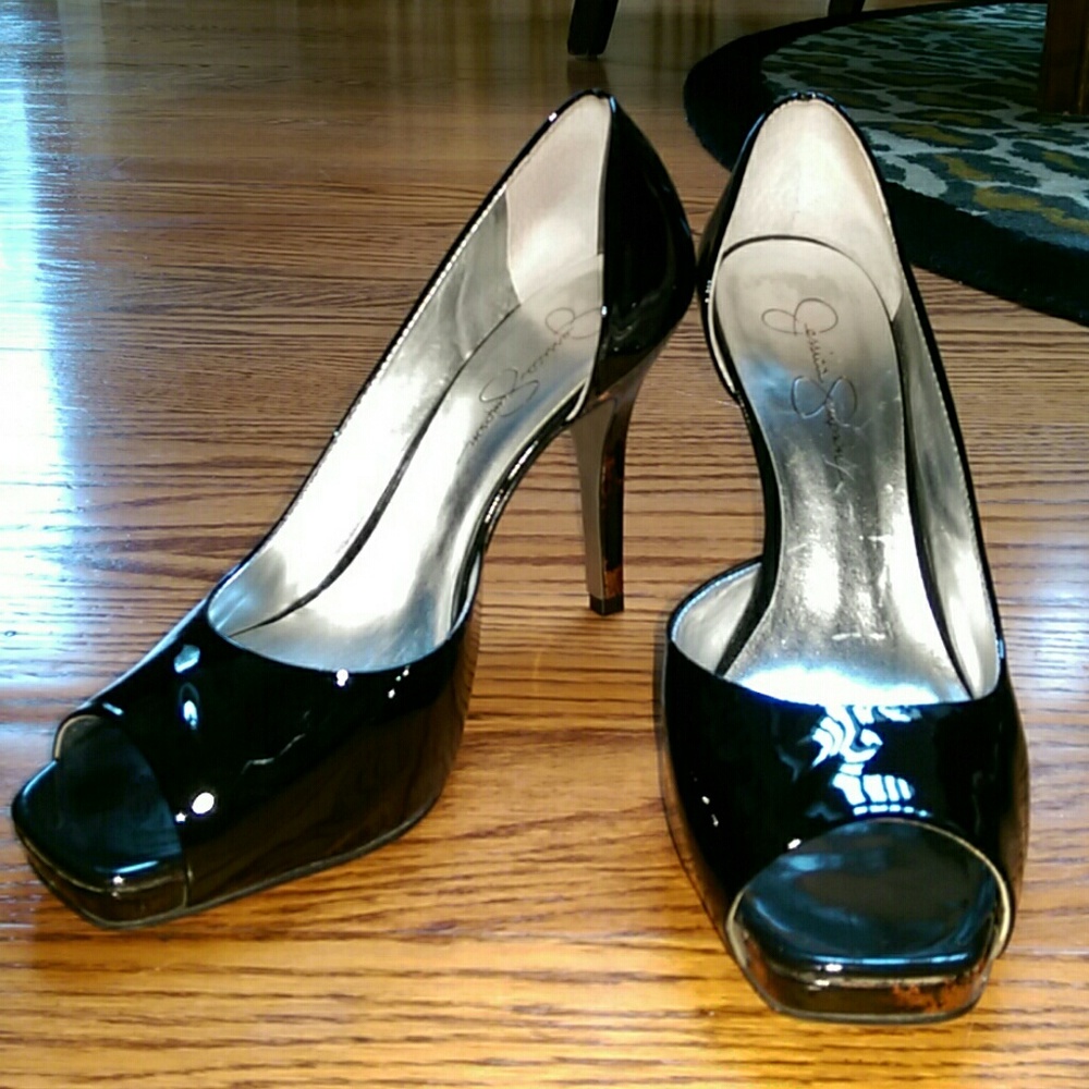 Shoes - Picture 3 of 5