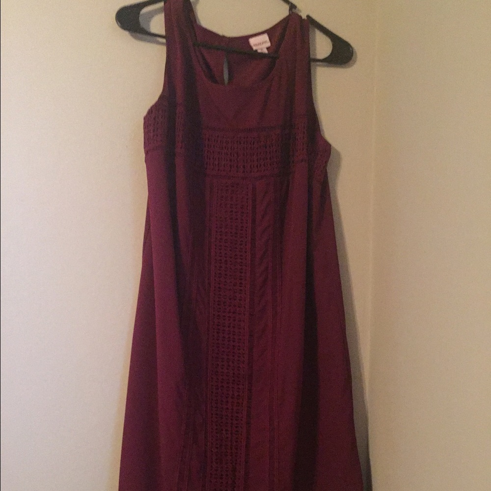 Merona maroon just past the knee dress