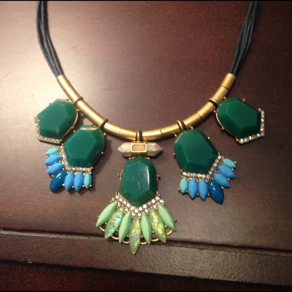 Statement necklace - Picture 2 of 2