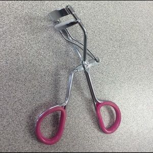 New Eyelash Curler