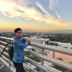 Meet your Posher, Victor rafael