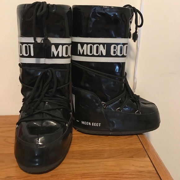 moon boot shop