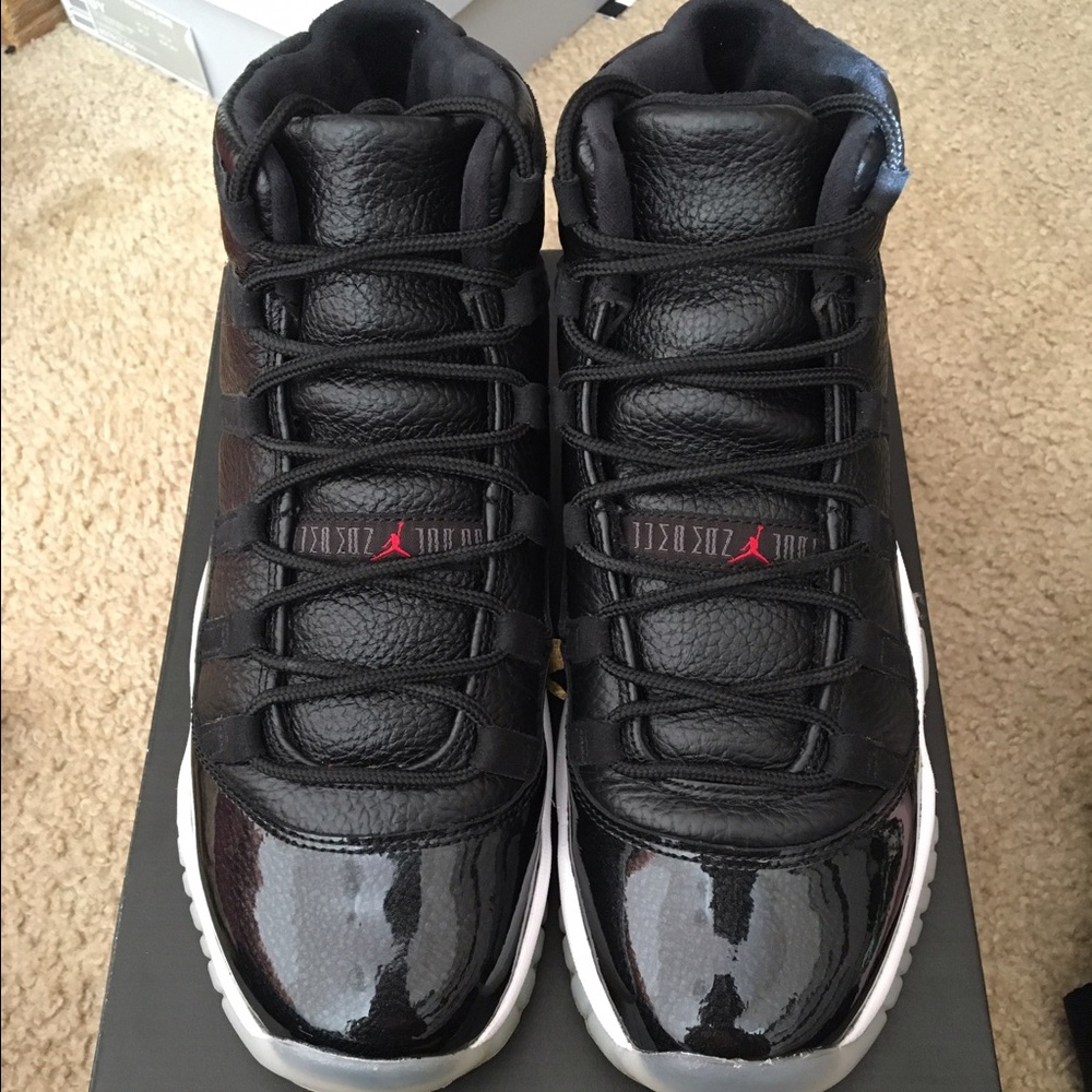 Air Jordan 11 Retro (72-10)