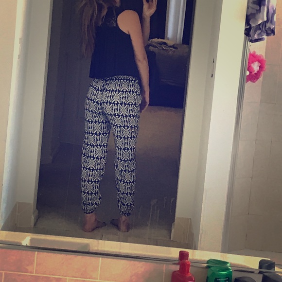 Super thin comfy pants - Picture 4 of 4