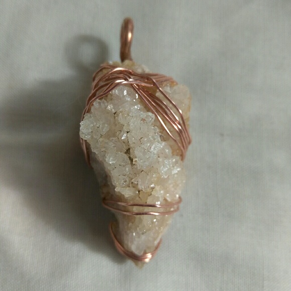 Meet your Posher, Alicia - Picture 3 of 4