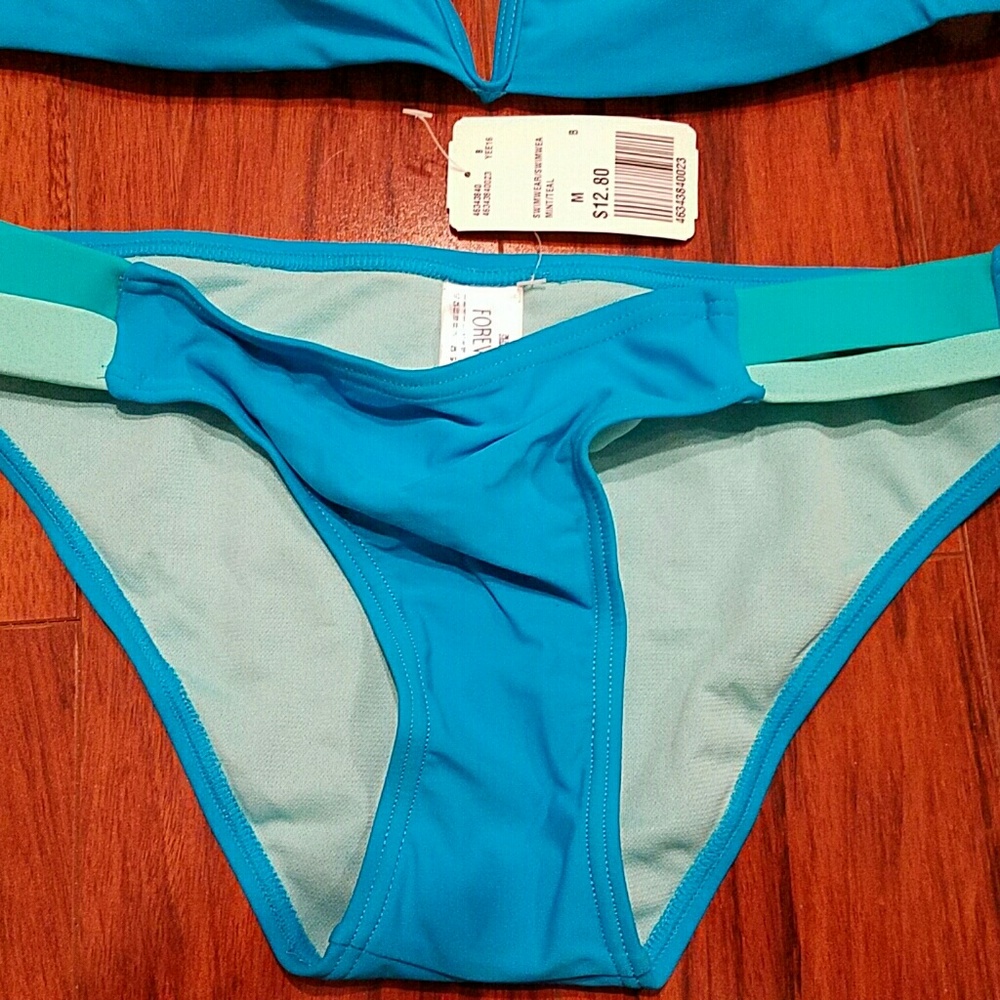Forever 21 Brand New Top & Bottom Bikini Set - Picture 3 of 4