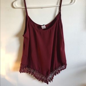 Cute maroon tank!