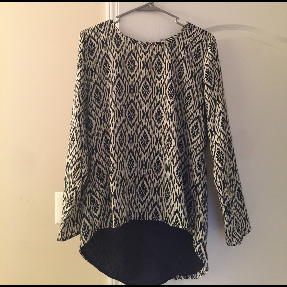 Navy/white long sleeve top