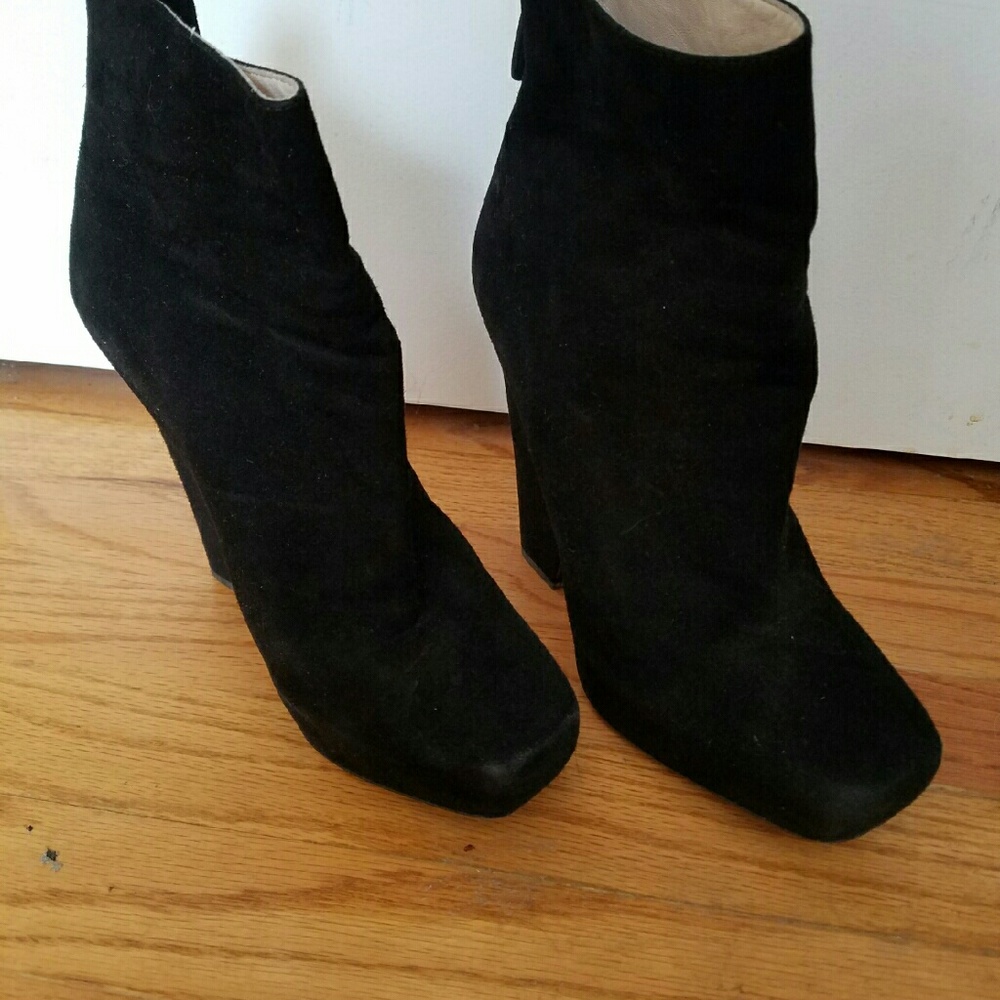 PRADA BLACK SUEDE BOOTIES!