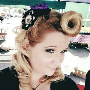 Meet your Posher, Molly